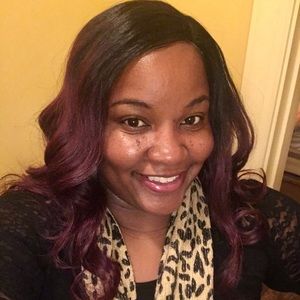 Meet your Posher, Carlita